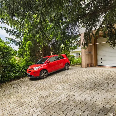 Grand Forest Escape Nyaraló