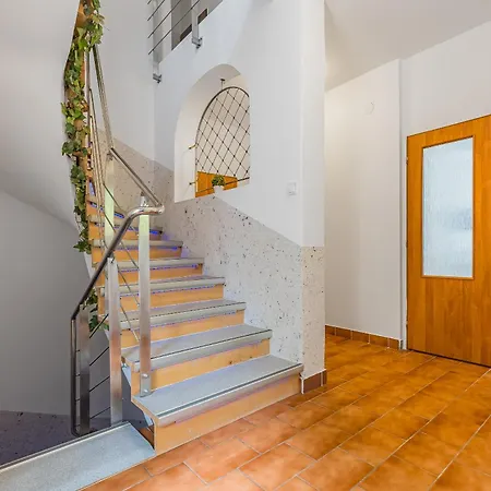 Grand Forest Escape Nyaraló *