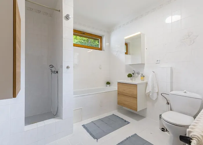 Grand Forest Escape Bratysława