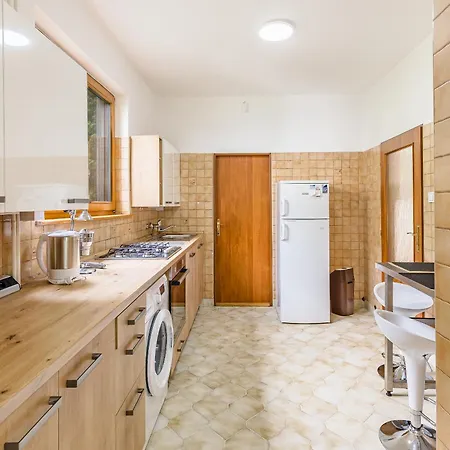 Σπίτι διακοπών Grand Forest Escape Μπρατισλάβα